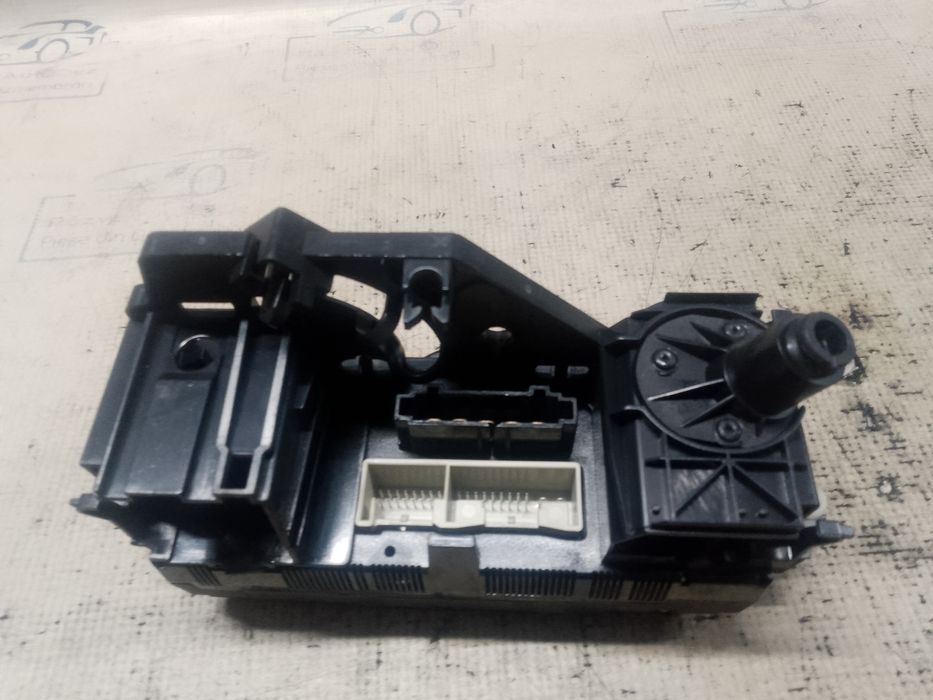 Panou comanda clima Volkswagen Golf 5 2008