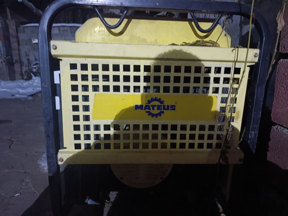 Генератор бензиновый