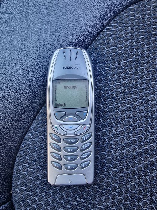 Vand Nokia 6310 i funcțional