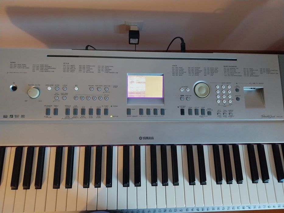 Orga Yamaha DGX 640