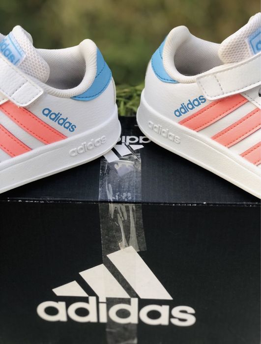 Adidasi fata ADIDAS-marimea 28,inter18cm,nu ghete piele Geox,Zara,