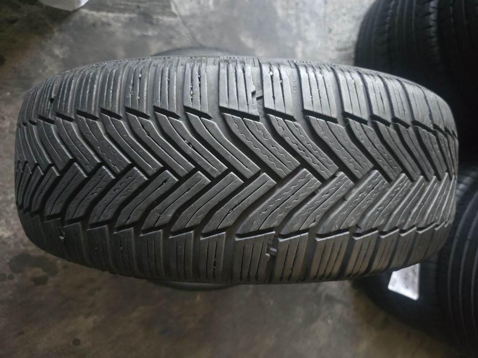 Michelin 215/55 R17 98V MS iarnă
