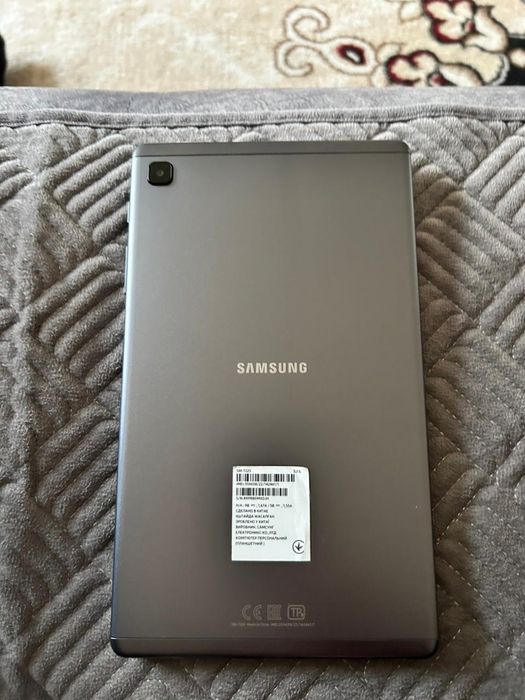 Планшет Samsung.