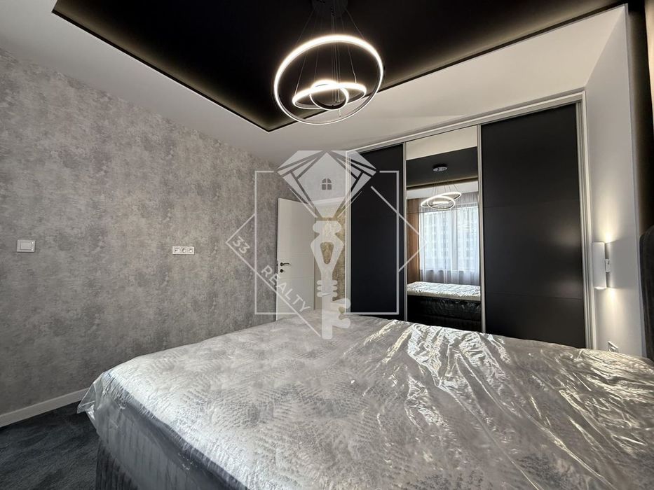 Продава се Тристаен апартамент в Пловдив, Остромила - 118 кв.м за 973 €/кв.м - Снимка #5