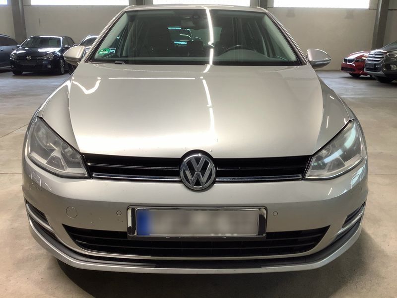 Volkswagen Golf VII 1.6 TDI Comfortline BlueMotion Tech 2012