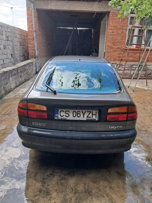 Renault Laguna   16 benzina