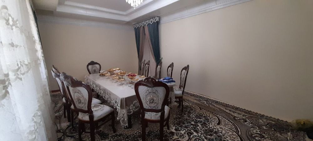 Uchastka sotiladi 8 sotix