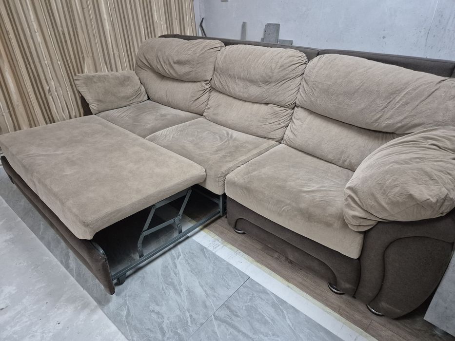 Продам диван длинна 2,9м