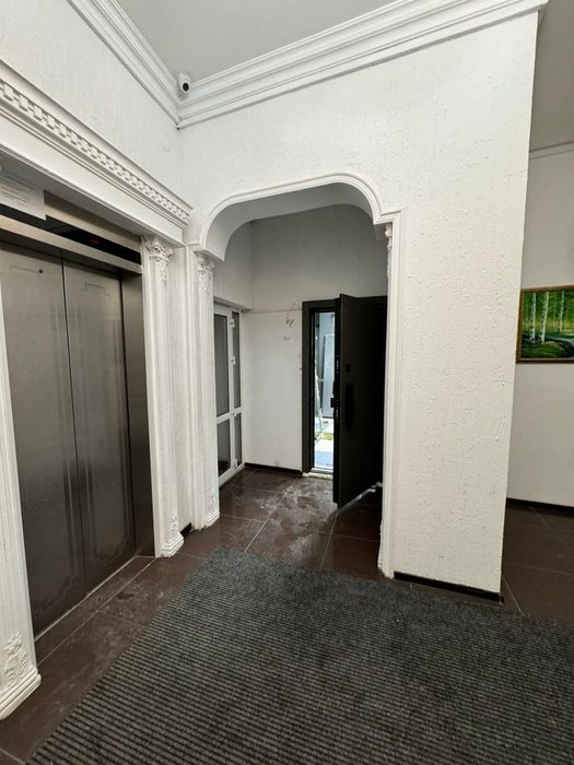 Продается офисное помещение ЖК Дипломат