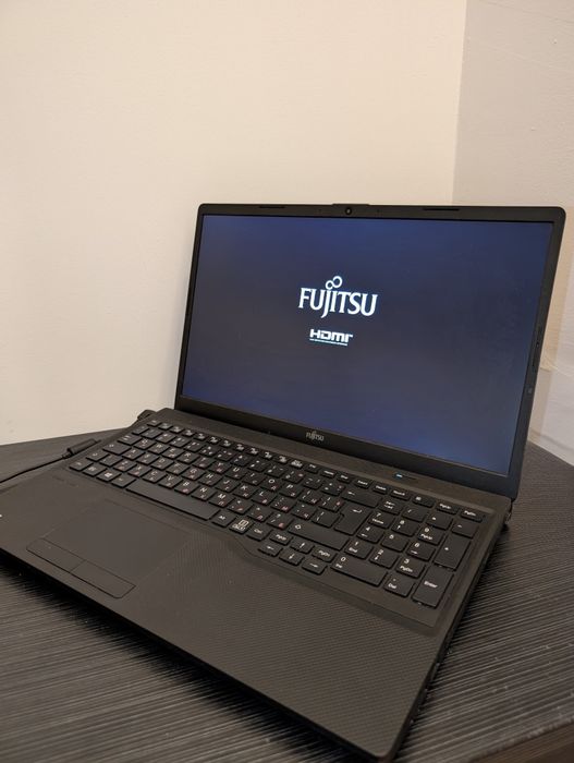 Лаптоп Fujitsu Lifibook A3510