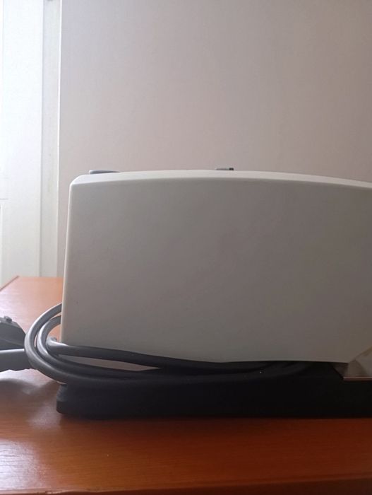 Vând Mașina de capsat profesionala