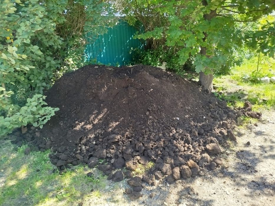 На продажу есть перегной