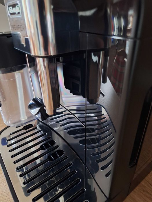 Кафеавтомат DeLonghi Magnifica Evo ECAM 292.81.B