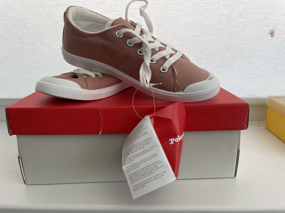 Продам кеды. Продам. Продам.