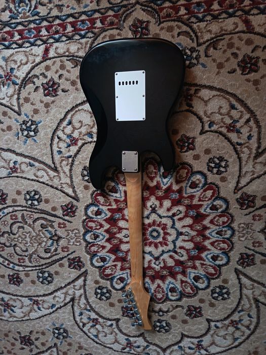 Электро гетара Levinson