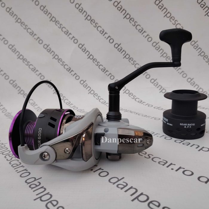 Mulineta WINDBLADE CRAP si Feeder TGR6000 capacitate 0,40/220 metri