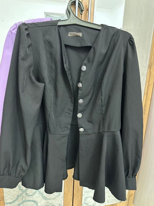 Продам платья б/у