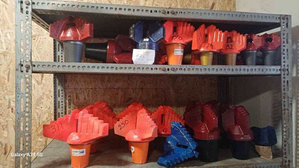 Asortiment vast de echipamente pentru foraj