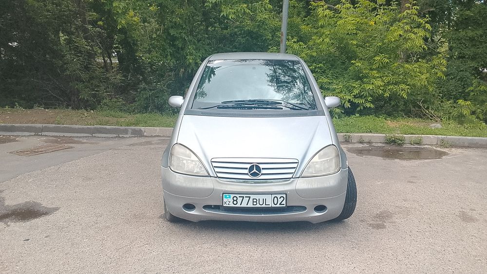 Автомобиль А160 класс