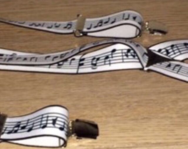 Bretele note muzicale