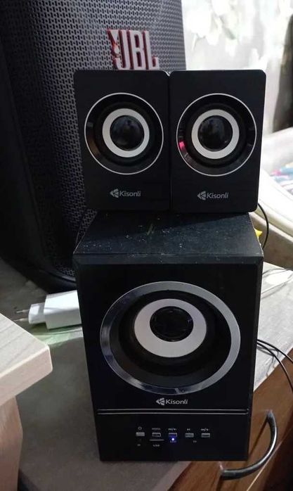 Колонки для компьютера есть юсб и блютуз