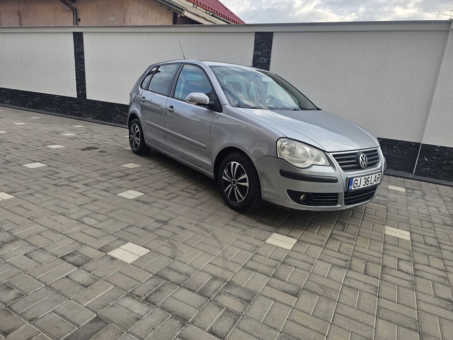 Volskwagen  Polo