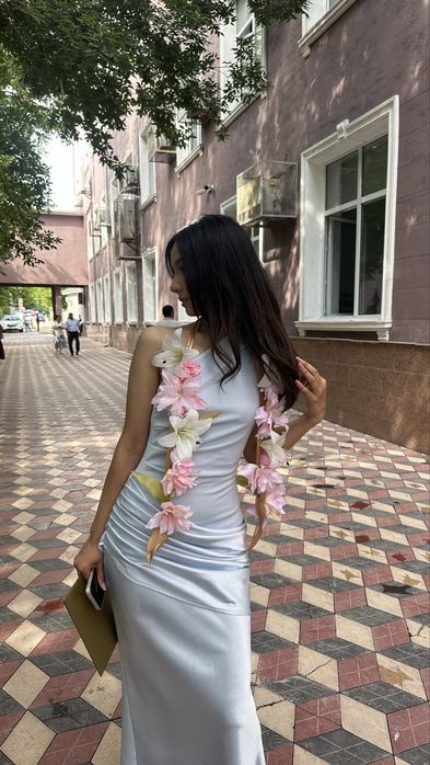 Платье длинное голубое