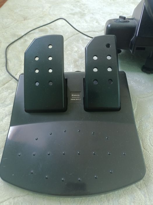 Руль на ПК игровой