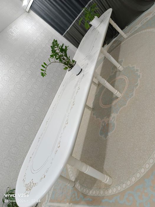 стол гостинный 4.5м