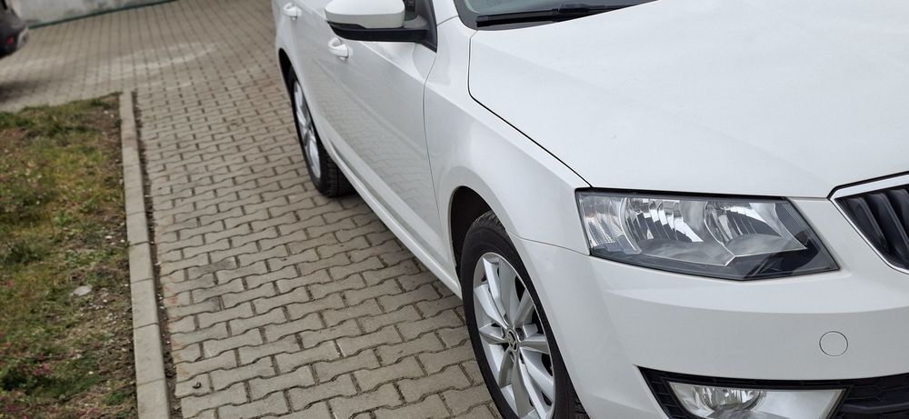 Vând Skoda octavia 3 1tsi 2016 140000km