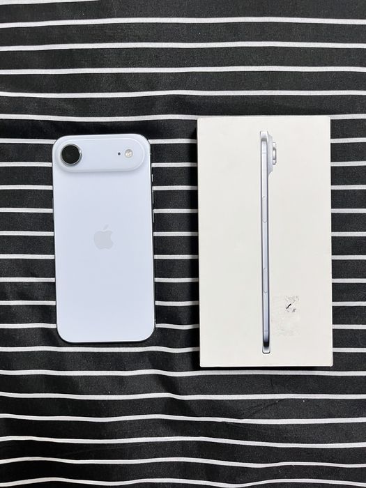 iPhone air 256gb белый цвет