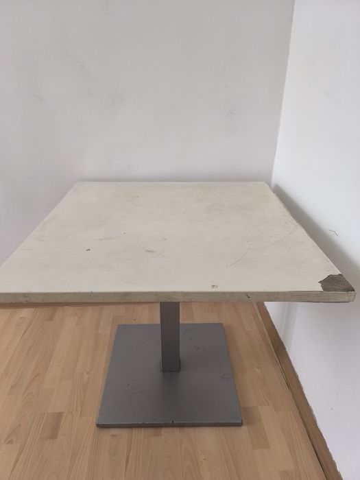 Кухонный стол 150*150