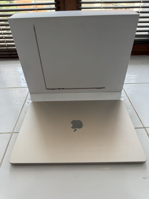 Macbook Air M4 15 in. 256 GB