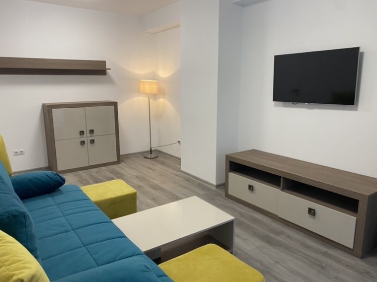 De inchiriat apartament doua camere