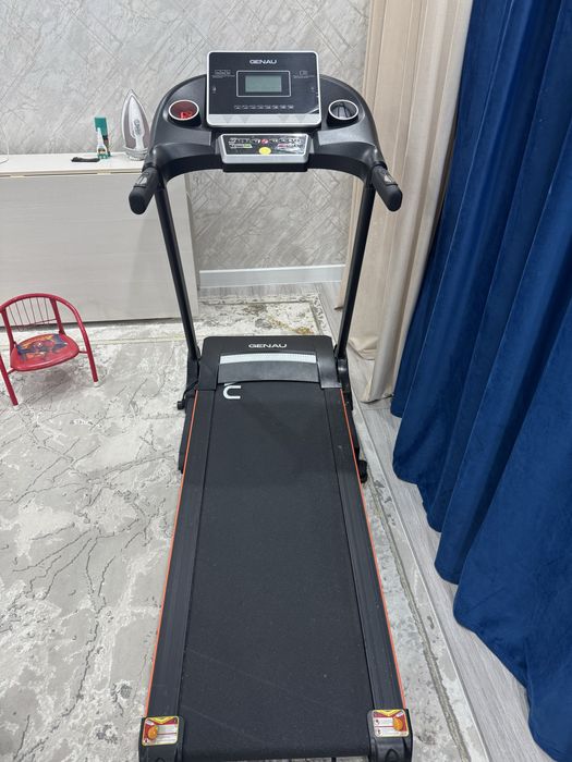 Продам беговую дорожку