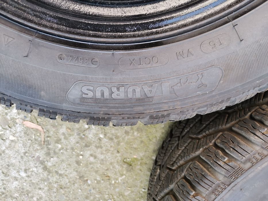 Genți cu anvelope bune ford R16