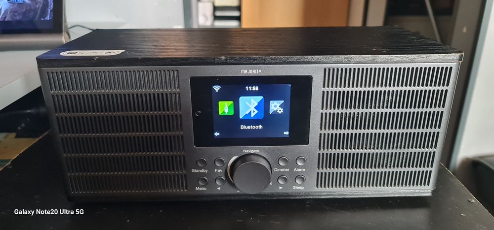 Radio cu internet Majority