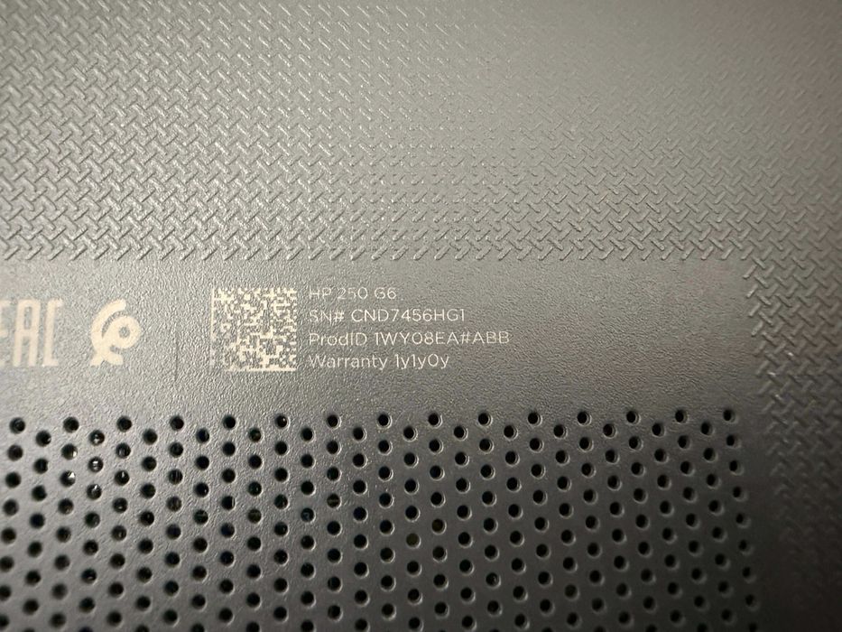 HP 250 G6 - Core i3-6006U, 12 GB RAM, 120GB SSD