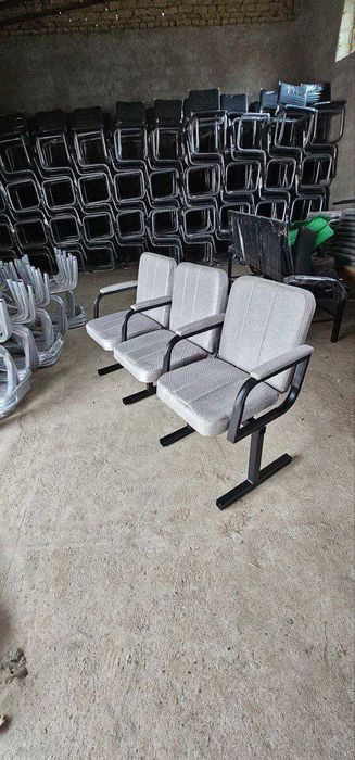 Театральное кресло /o'zbekiston bo'ylab yetqazib beramiz