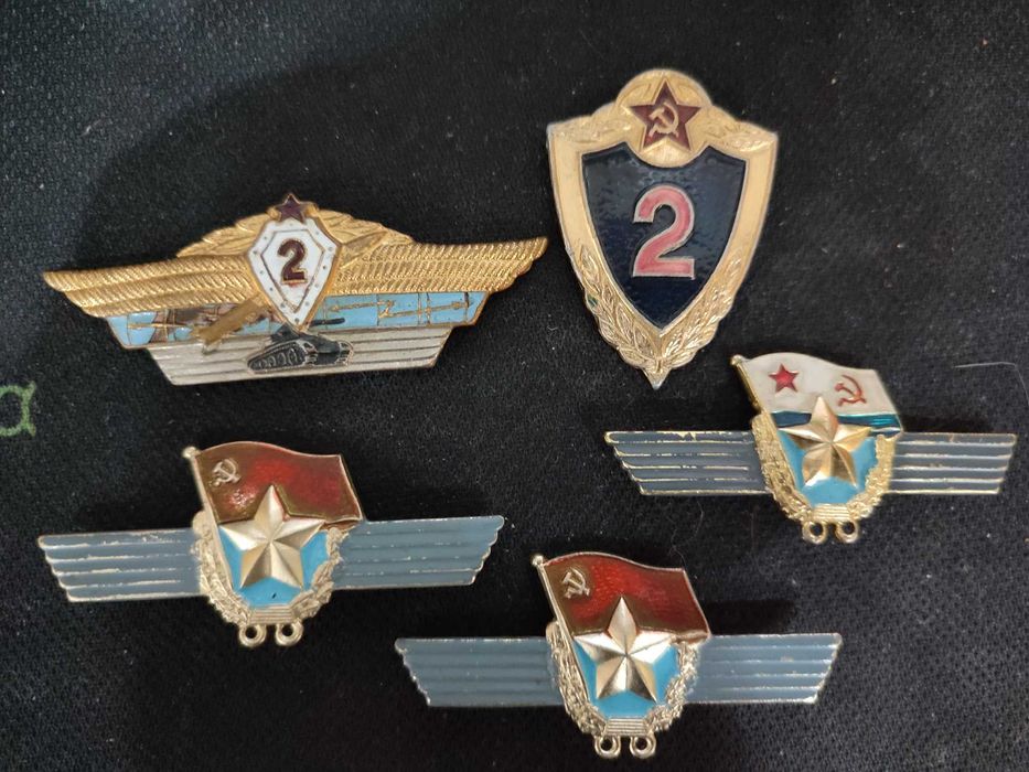 Значки/Буквы на погоны/петличные знаки/звездочки Армия СССР
