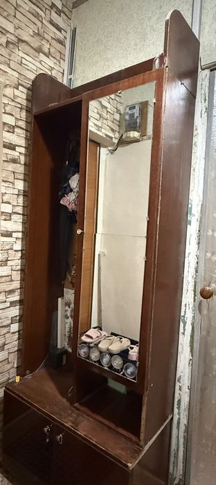 Продаю шкаф для прихожей