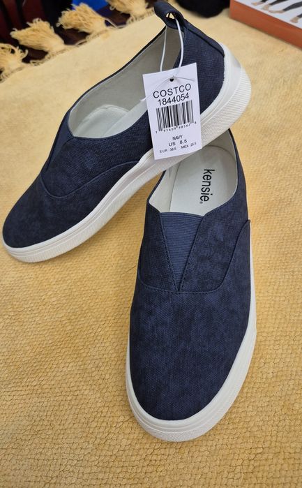 Обувь юнисекс новая