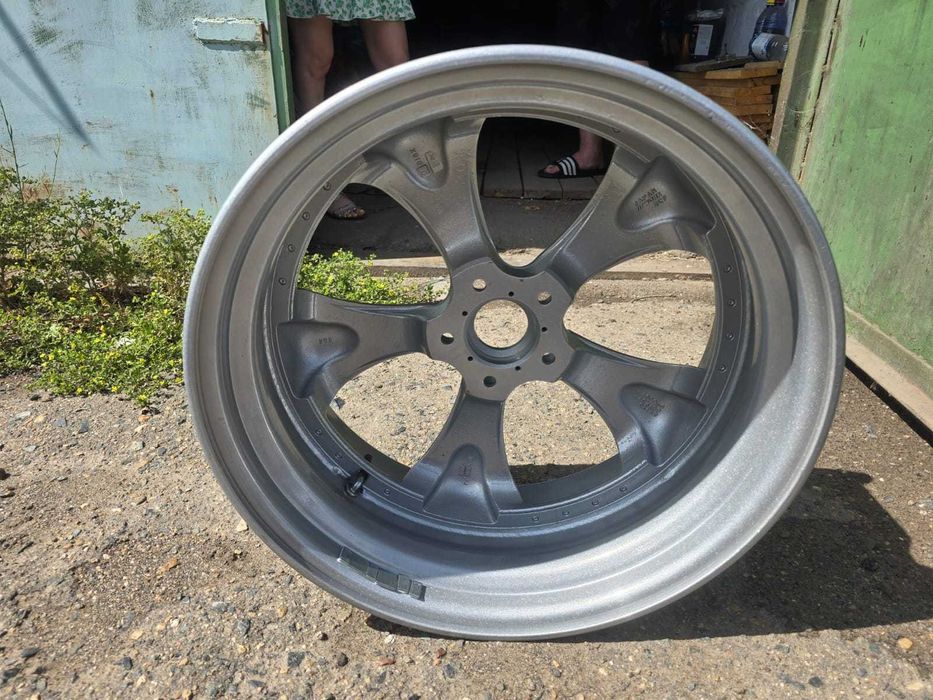 Продам комплект дисков Work (Япония) R19