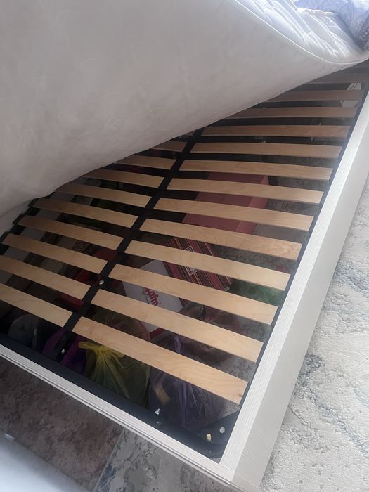 Продам кровать и матрас