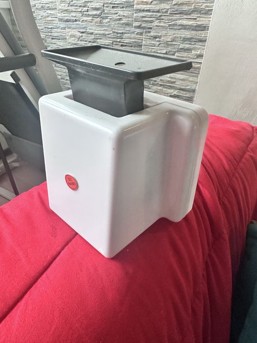 Везна  от    соца