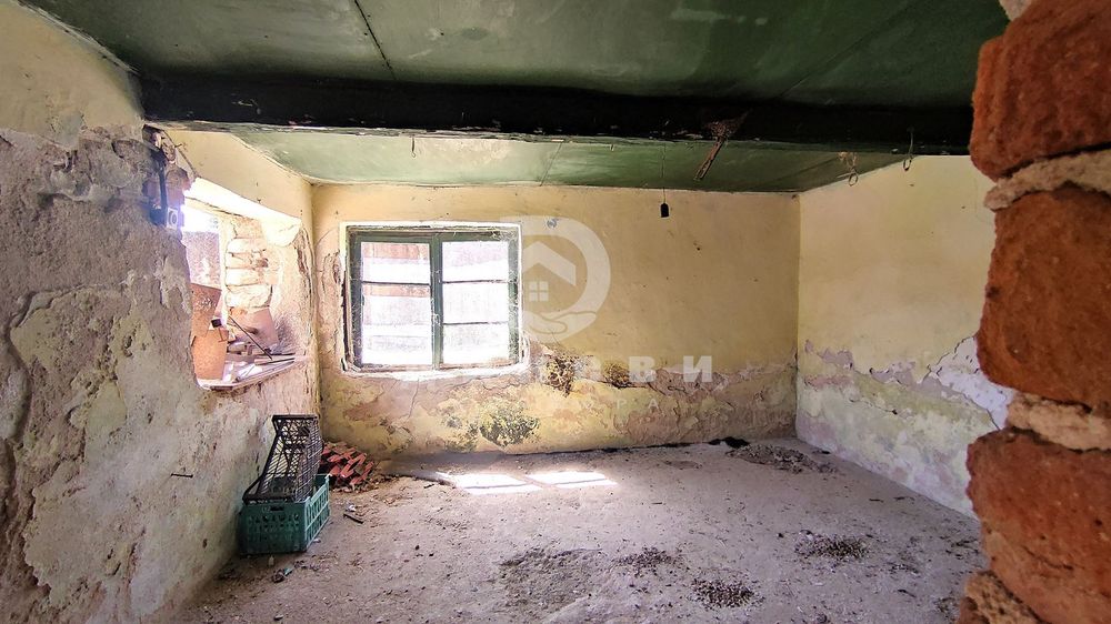 Къща в Стара Загора, област-с.Тракия площ 115 цена 43500