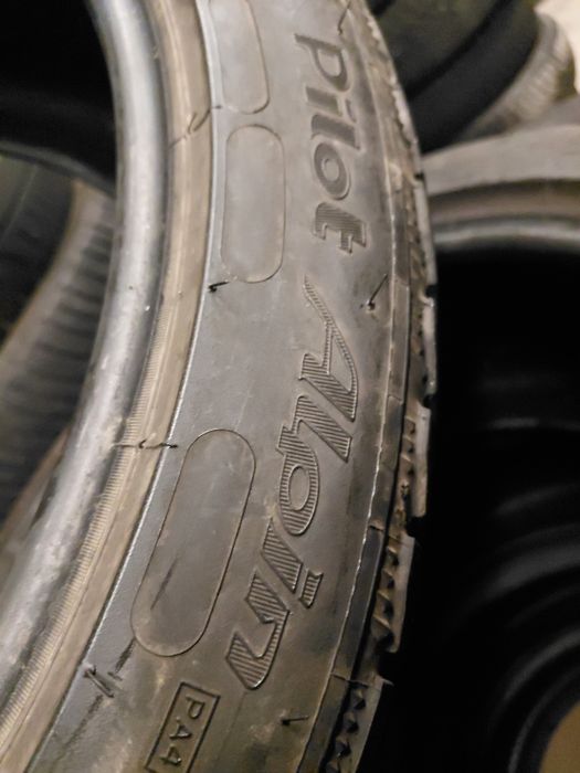 235/40/19" Michelin 4бр.гуми