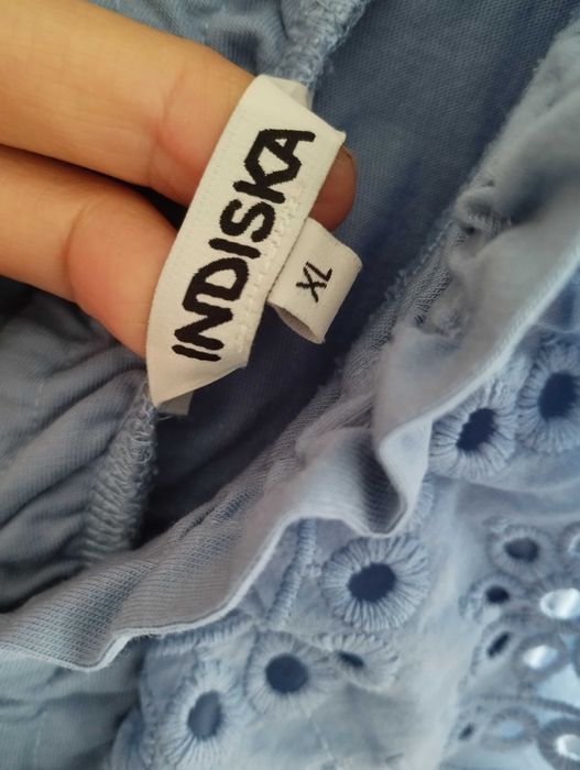 Две сладки рокли р-р L -XL.