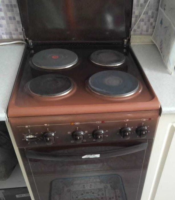 Продам электроплиту