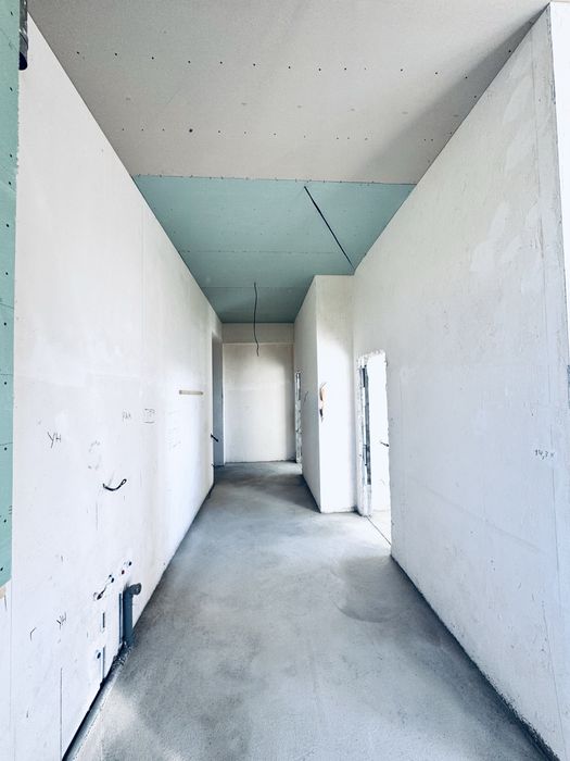 Продается 4 комнатная квартира. Мирзо Улугбекский район. Экобазар.